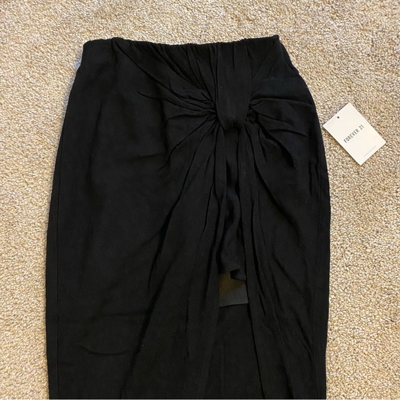 Black Midi Skirt - Picture 2 of 5